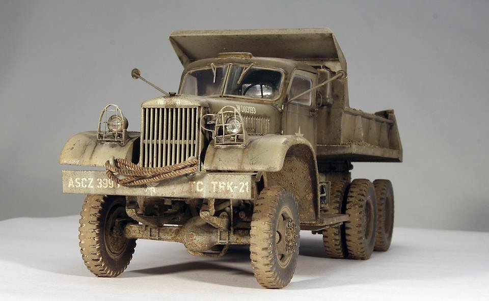Mirror Model 35804 U.S. Diamond T 972 Dump Truck Hard Top Cab 1/35 – immagine 5