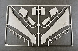 Trumpeter 02246 F-100F Super Sabre 1/32 – immagine 12