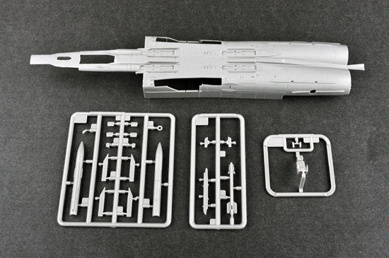 Trumpeter 01680 MiG-31B/BM Foxhound 1/72 – Bild 8