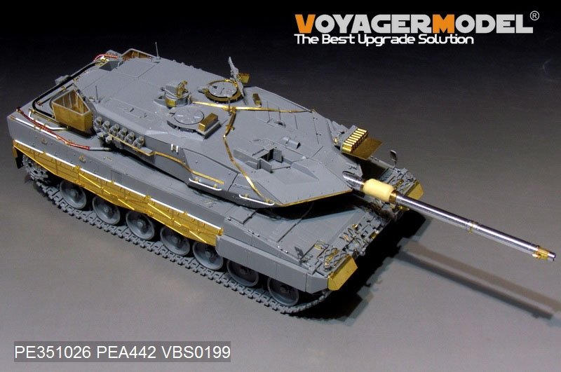 Voyager Model PE351026 Modern German Leopard 2A6 Basic For Border BT-002 1/35 – image 4