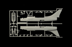 Italeri 1456 F-8E Crusader 1/72 – zdjęcie 4