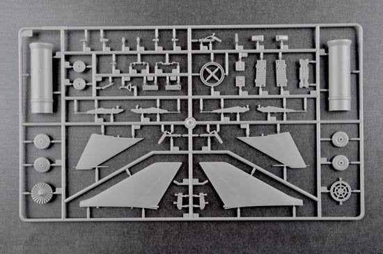 Trumpeter 02896 Soviet Su-9 Fishpot 1/48 – Bild 5