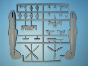 AZ Modèle AZ7325 Hawker Hurricane Mk.V (1/72) – image 7