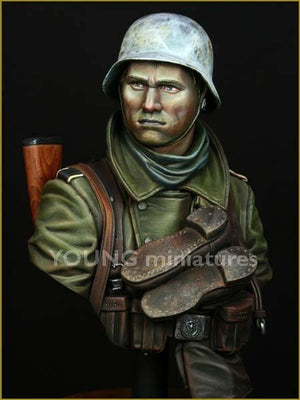 Young Miniatures YM1825 German Infantry Russian Front WWII 1/10