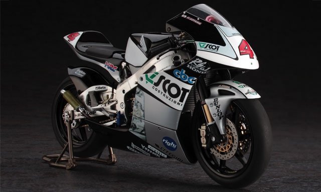 Hasegawa 21501 (BK1) Scot Racing Team Honda 250 Champion WGP250 2009 (1/12)  – image 2