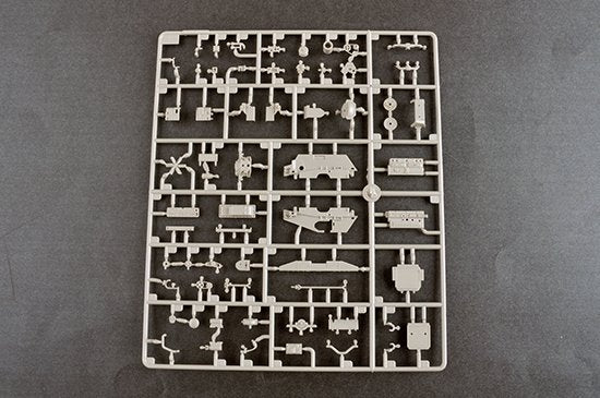 Trumpeter 09574 Soviet BTR-152K1 APC 1/35 – imagen 10