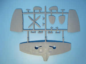 AZ Model AZ7380 Spitfire Mk.VIII RAAF 1/72 – image 7