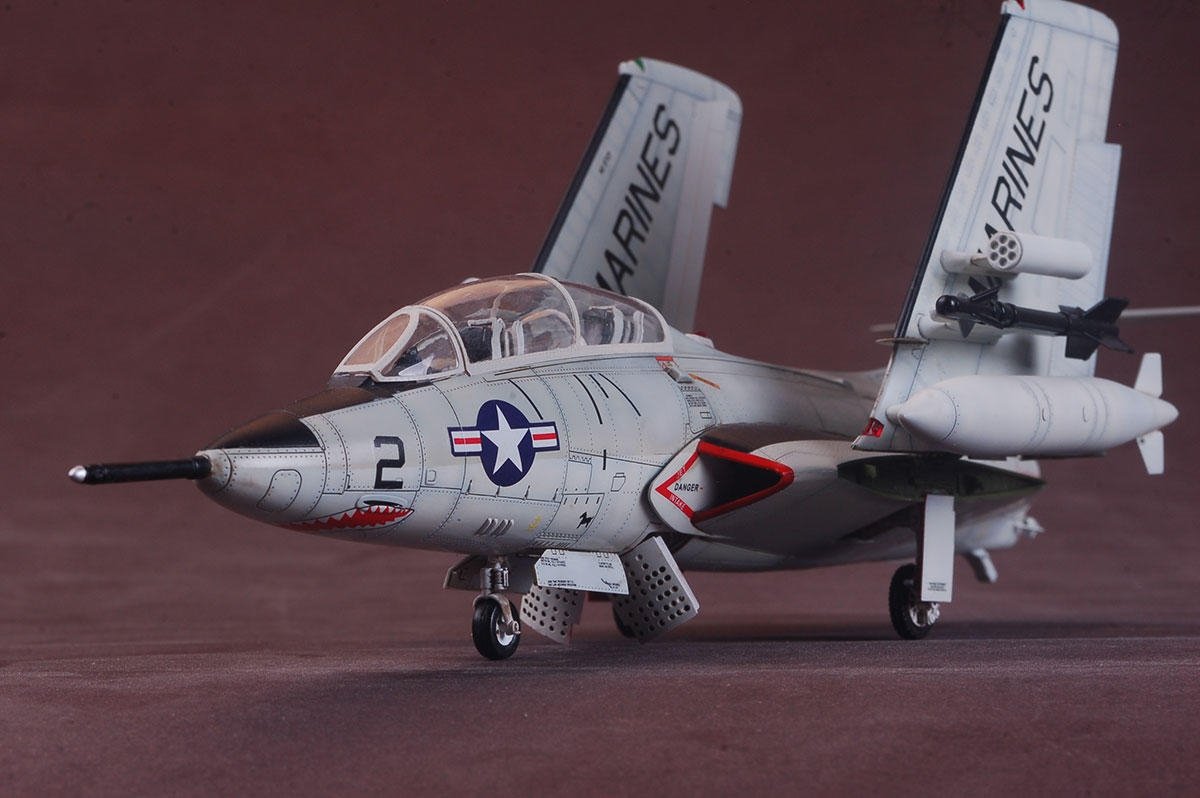 Kitty Hawk 80129 TF-9J Cougar 1/48 – imagen 4