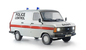 Italeri 3657 FORD TRANSIT UK POLICE 1/24 – Bild 2