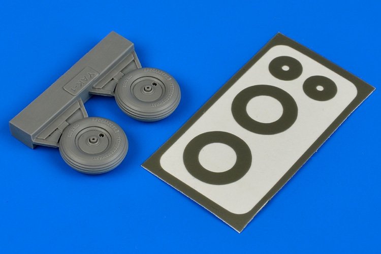Aires 4601 YAK-1 wheels & paint masks 1/48 Eduard