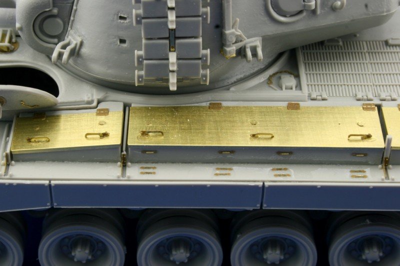 Eduard 36113 M-26 tool boxes 1/35 Hobby boss – zdjęcie 3