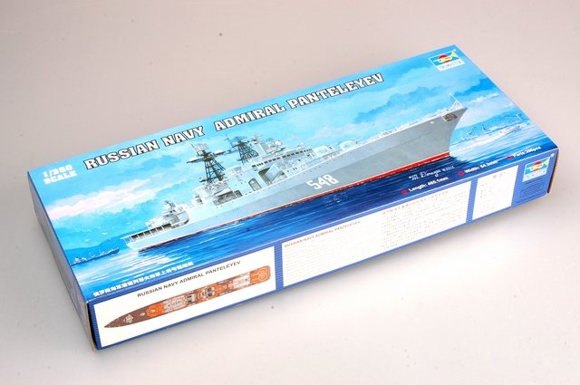 Trumpeter 04516 DESTROYER DE CLASSE UDALOY DE LA MARINE RUSSE AMIRAL PANTELEYEV 1/350 – image 2