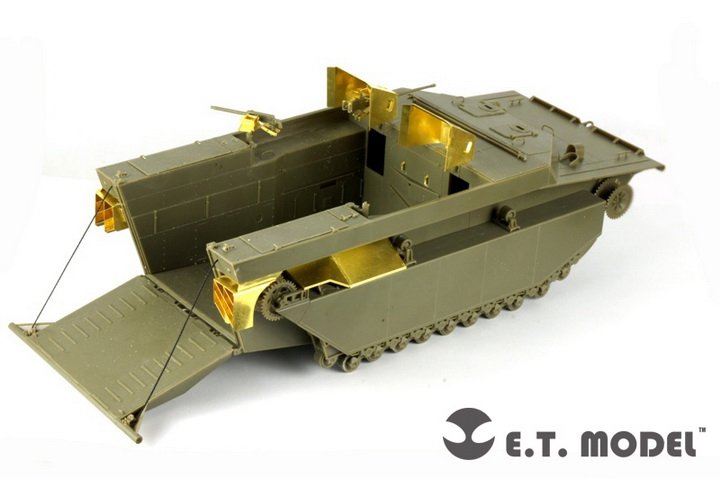 E.T. Model E35-121 U.S. Water Buffalo LVT-4 (Early version) (For AFV 35205) 1/35 – immagine 3