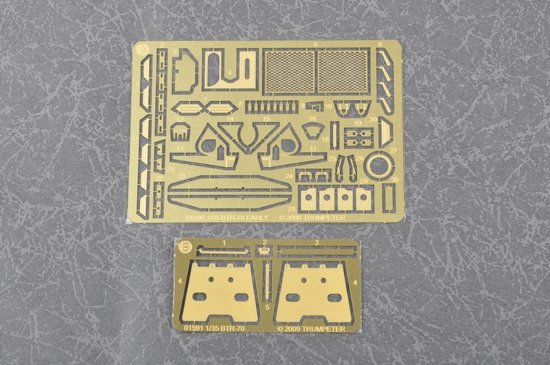 Trumpeter 01593 Russian BTR-70 APC in Afghanistan 1/35 – immagine 11