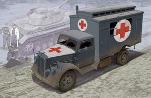Dragon 6790 WWII German Ambulance Truck 1/35 – Bild 2