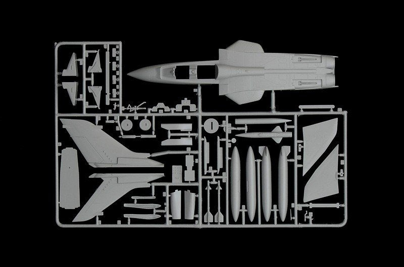 Italeri 1336 Tornado IDS/ECR Special Colors 1/72 – imagen 6