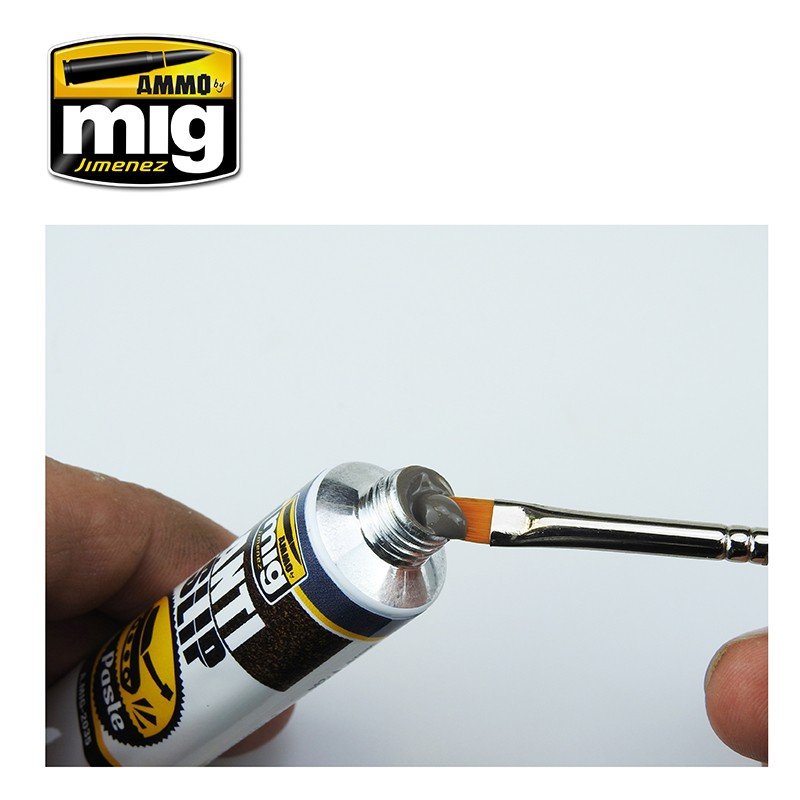 Ammo of Mig 2035 ANTI-SLIP PASTE - BROWN COLOR FOR 1/35 – immagine 8