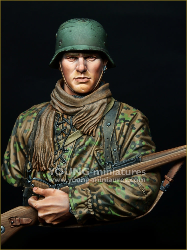Young Miniatures YM18101 Young German Infantryman WWII 1/10