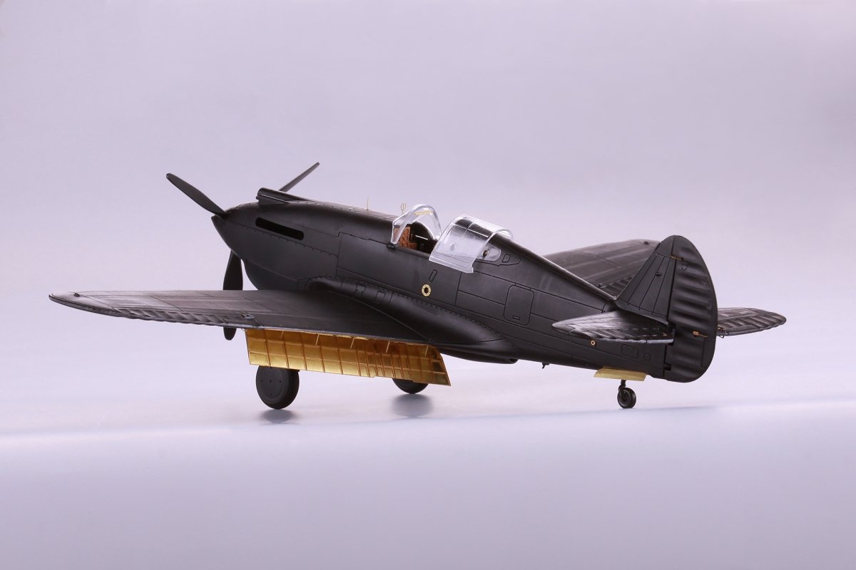 Eduard 49807 P-40C BRONCO 1/48 – Bild 13