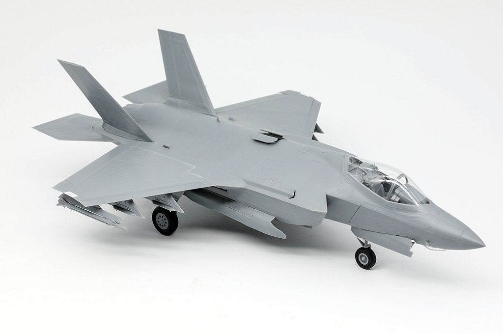 Trumpeter 03231 F-35A Lightning II 1/32 – image 24