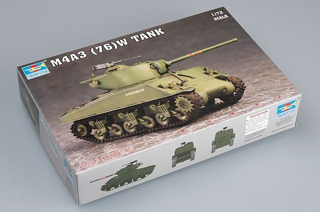 Trumpeter 07226 M4A3 76(W) TANK 1/72 – image 2
