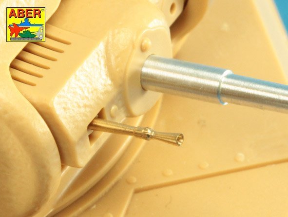 Aber 35L-227 Late barrel for Valentine Mk.II to VII or Matilda Mk.III/IV with Besa MG barrel 1/35 – Bild 5
