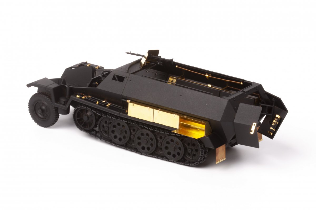 Eduard 36500 Sd. Kfz. 251/1 Ausf. C side stowage bins ACADEMY 1/35 – immagine 3