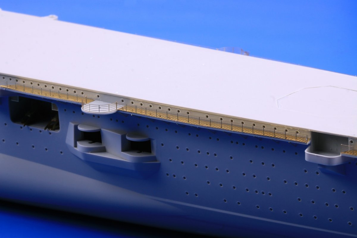 Eduard 53205 DKM Graf Zeppelin pt.2 railings TRUMPETER 1/350 – zdjęcie 3