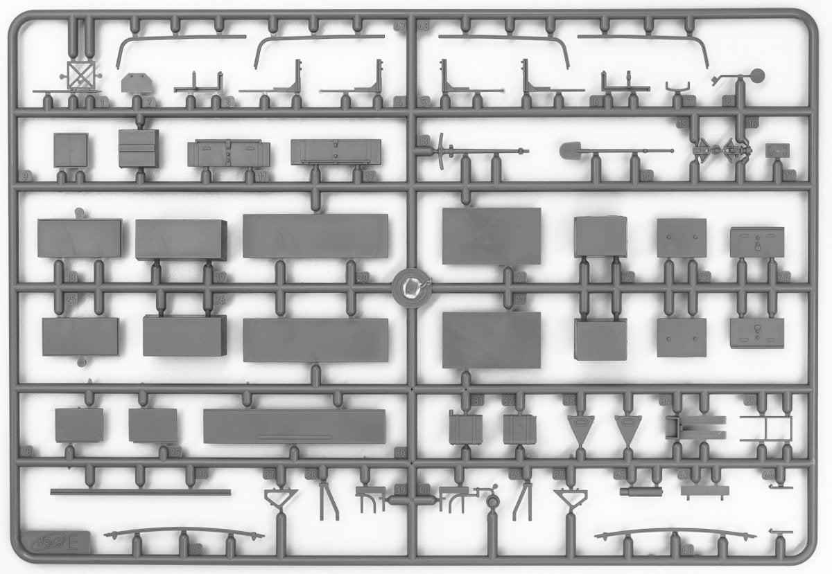 ICM DS3509 Wehrmacht Radio Trucks (Henschel 33D1 Kfz.72, Krupp L3H163 Kfz.72) 1/35 – zdjęcie 4