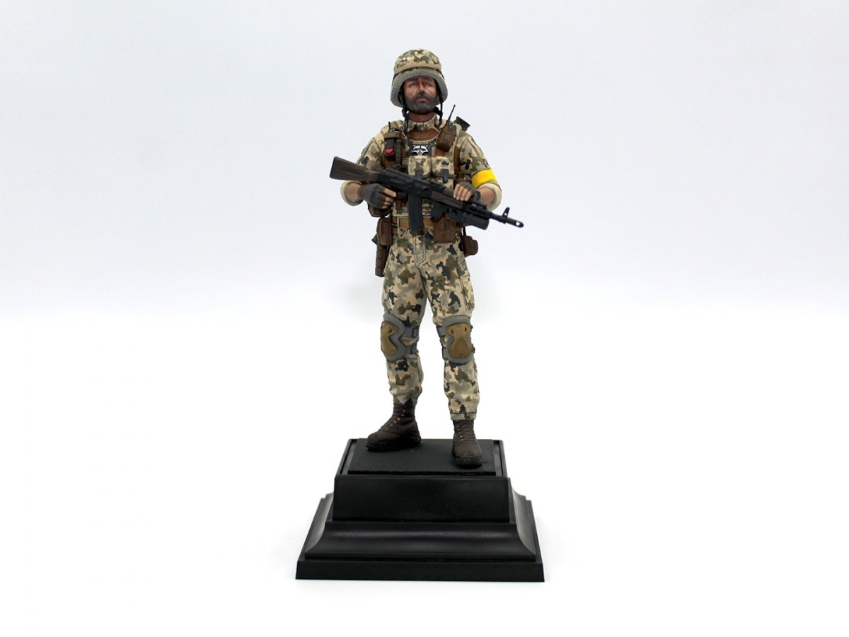 ICM 16104 Soldat des Forces armées ukrainiennes 1/16 – image 9