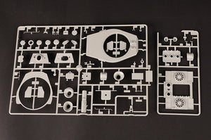 Hobby Boss 84559 Pz.Kpfw.VI Sd.Kfz.182 Tiger II (Henschel 105mm) 1/35 – immagine 9