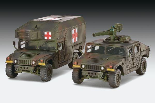 Revell 03147 HMMWV M966 TOW Missile Carrier&amp;amp;M997 Maxi Ambulance 1/72 – immagine 2