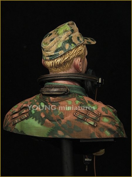 Young Miniatures YM1851 German WAFFEN SS Panzer Officer WWII 1/10 – immagine 5