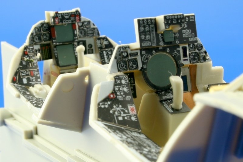 Intérieur du F-14A Eduard 32529 au 1/32 Tamiya – image 6