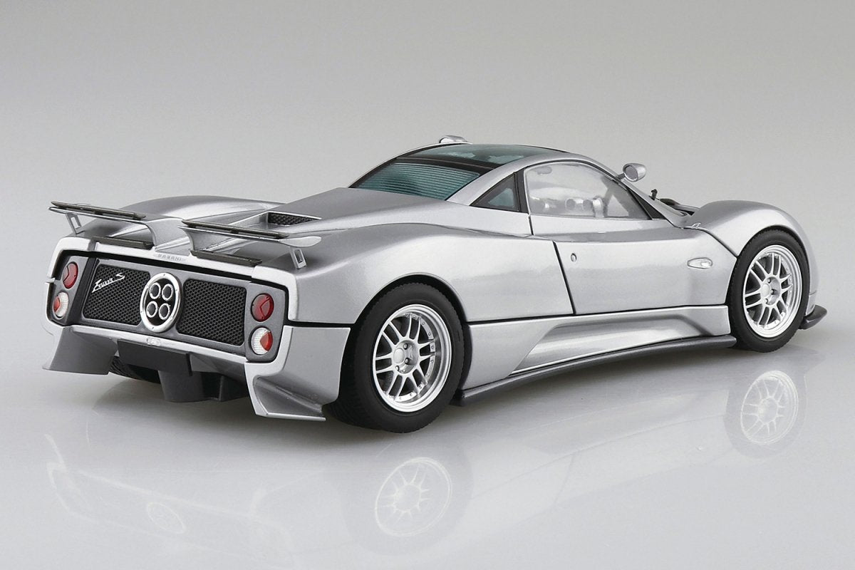 Aoshima 05602 SC7 Pagani Zonda C12S 2000 1/24 – imagen 3