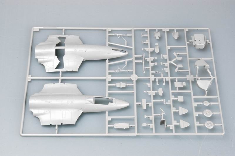 Trumpeter 02827 British Hawker Sea Hawk MK.100/101 1/48 – immagine 4