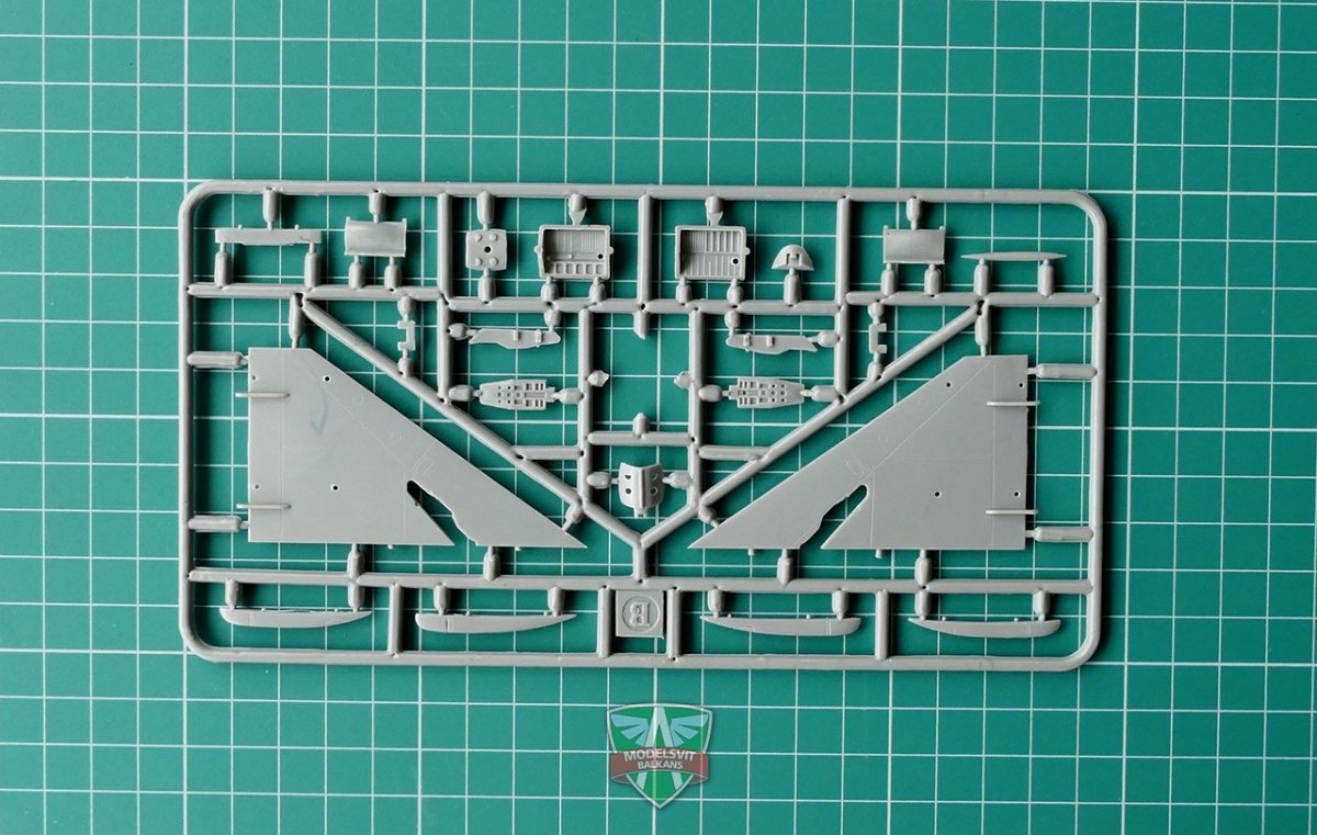 Modelsvit 72003 Analog A-144-1 (MiG21 prototype #1) 1/72 – zdjęcie 6
