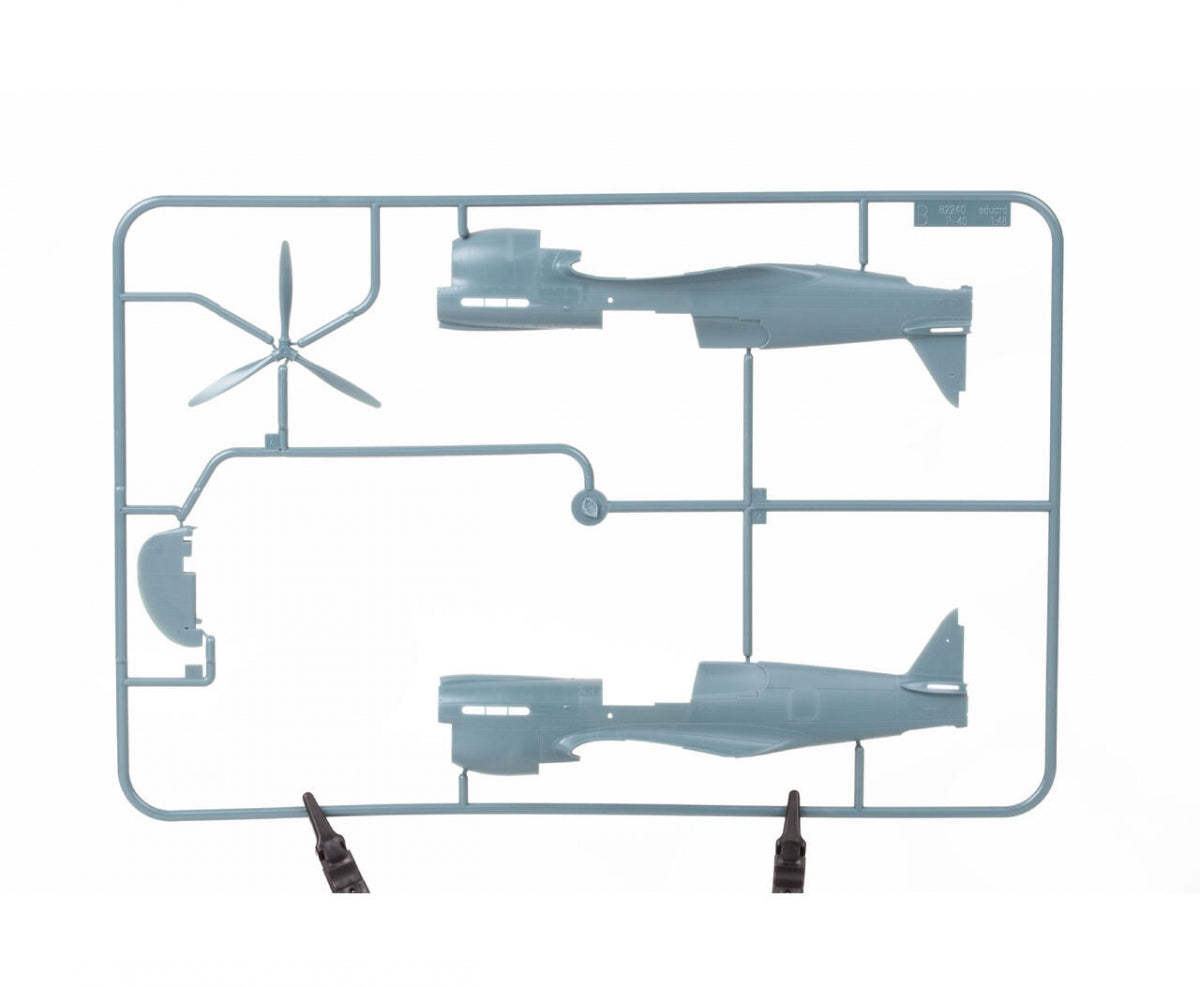 Eduard 11187 Curtiss Kittyhawk Mk.Ia / Mk.IV Dual Combo 1/48