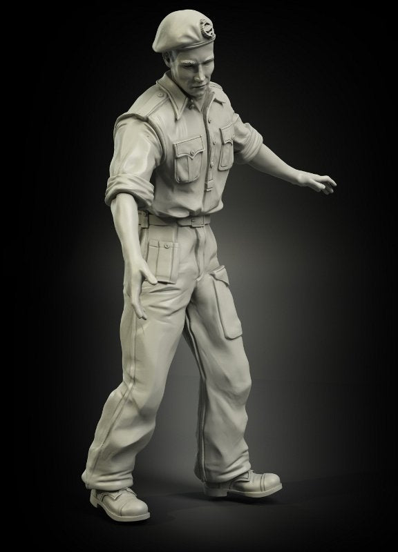 Panzer Art FI35-031 British RAC North Africa loading 2pdr ammo soldier No.2 1/35