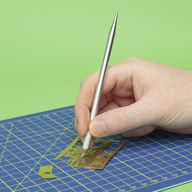 Couteau de précision Modelcraft PKN4220 avec extrémité à tracer – image 4