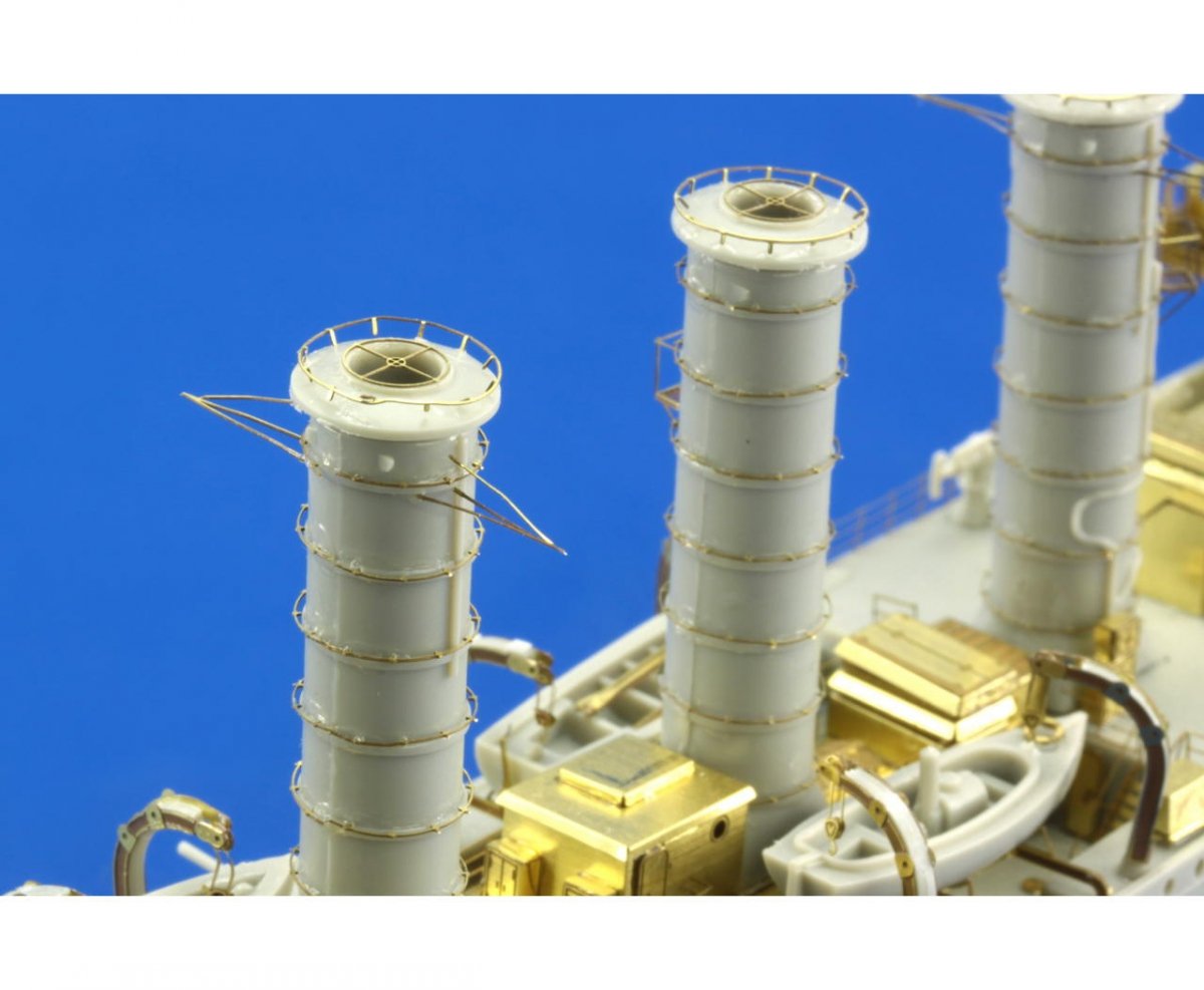 Eduard 53114 SMS Emden partie 1 REVELL 1/350 – image 9
