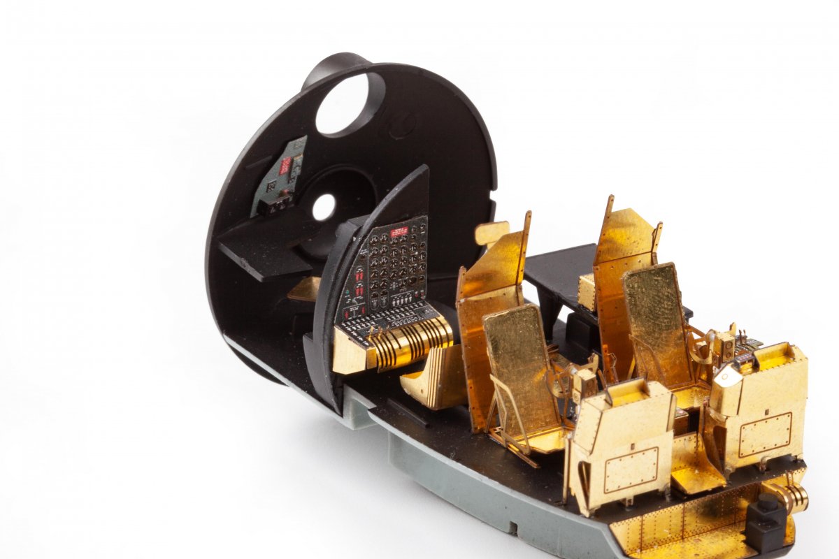 Eduard 73807 B-29 interior HOBBY 2000, ACADEMY 1/72 – Bild 7