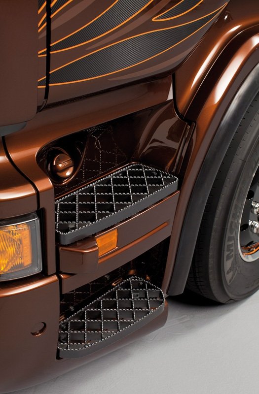 Italeri 3897 SCANIA R730 BLACK AMBER 1/24 – zdjęcie 16