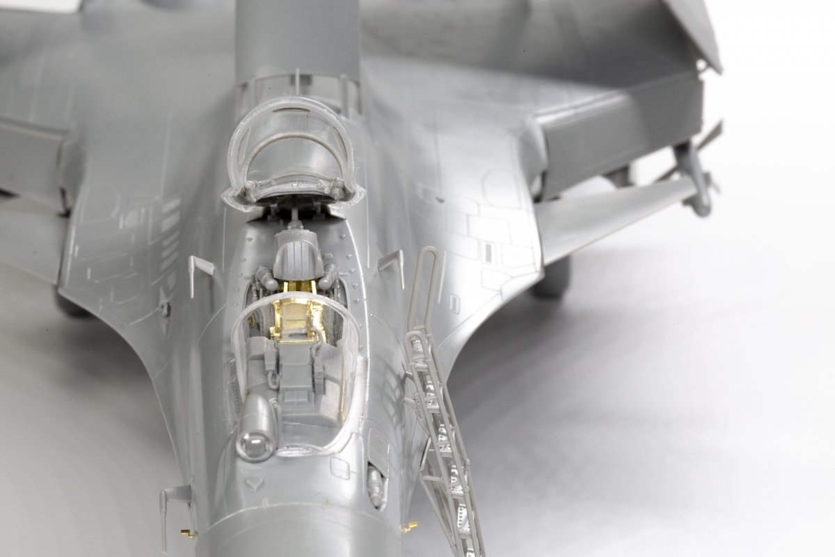 MiniBase 8001 SU-33 Flanker-D 1/48 – zdjęcie 31