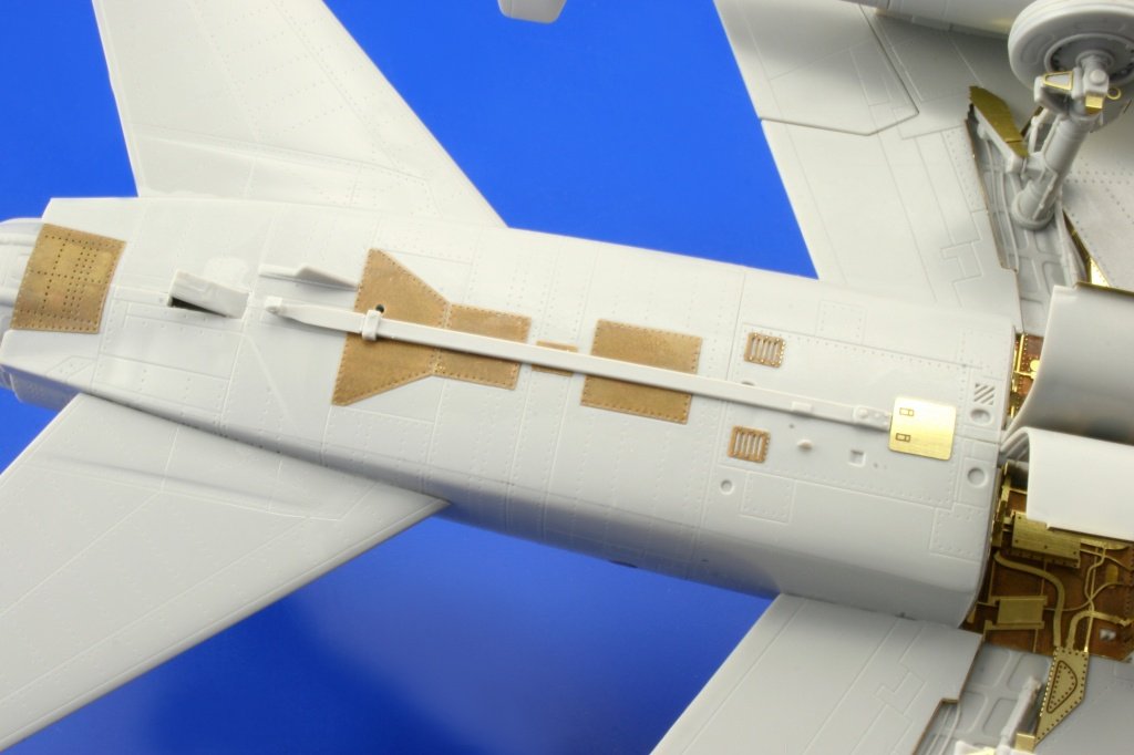 Eduard 48660 F-100D exterior 1/48 Trumpeter – zdjęcie 12