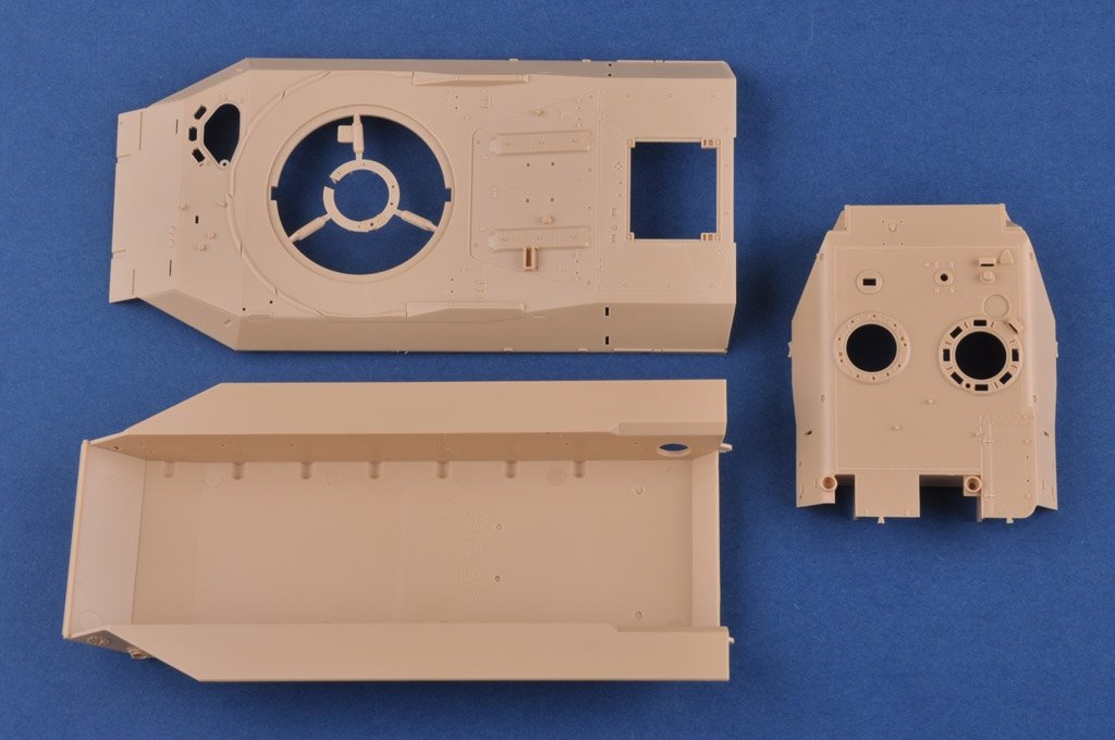 Hobby Boss 84502 Leopard C1A1 (Canadian MBT) 1/35 – immagine 6