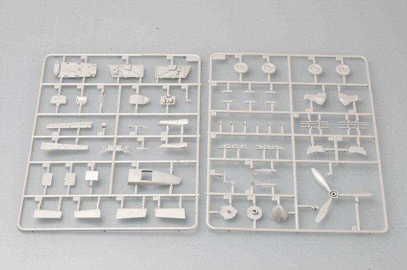 Trumpeter 02830 Soviet MiG-3 Early Version 1/48 – immagine 4