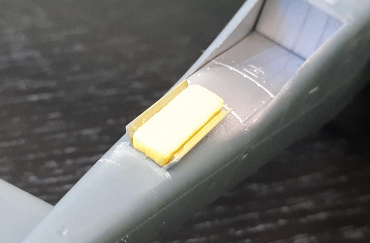 Omask 74810 P-51D Mustang wheel bay plugs (for Eduard) 1/48 – immagine 3