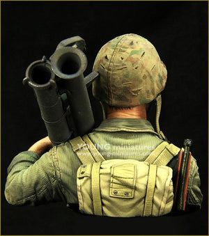 Young Miniatures YM1880 USMC PACIFIC WWII 1/10 – immagine 5