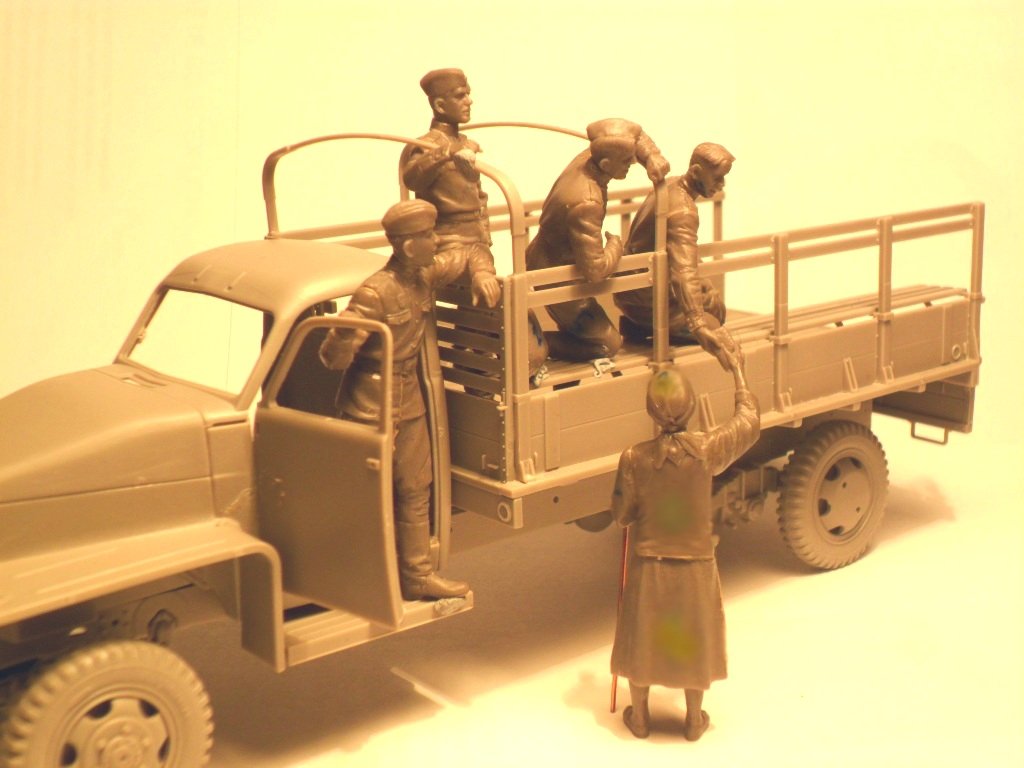 ICM 35635 Soviet Motorized Infantry (1943-1945) 1/35 – immagine 2